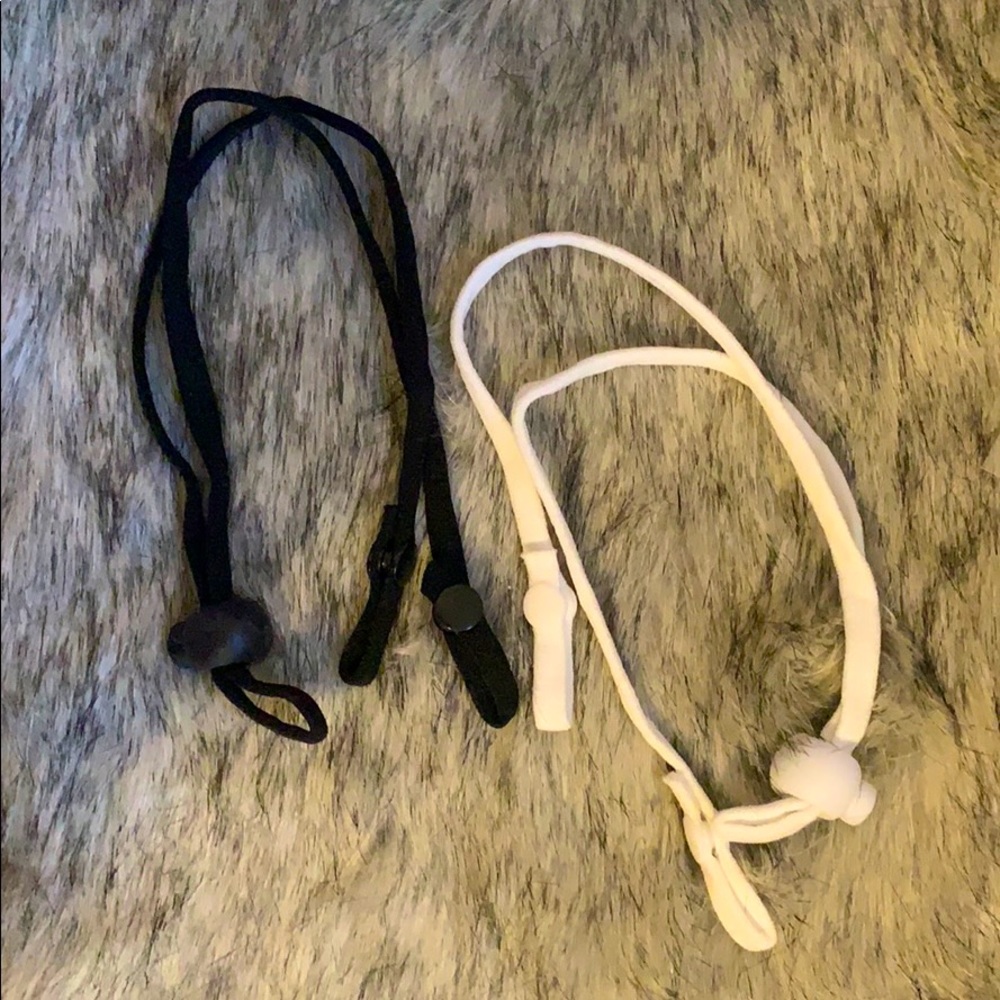 $3  Snapping Lanyard Added and lip mask